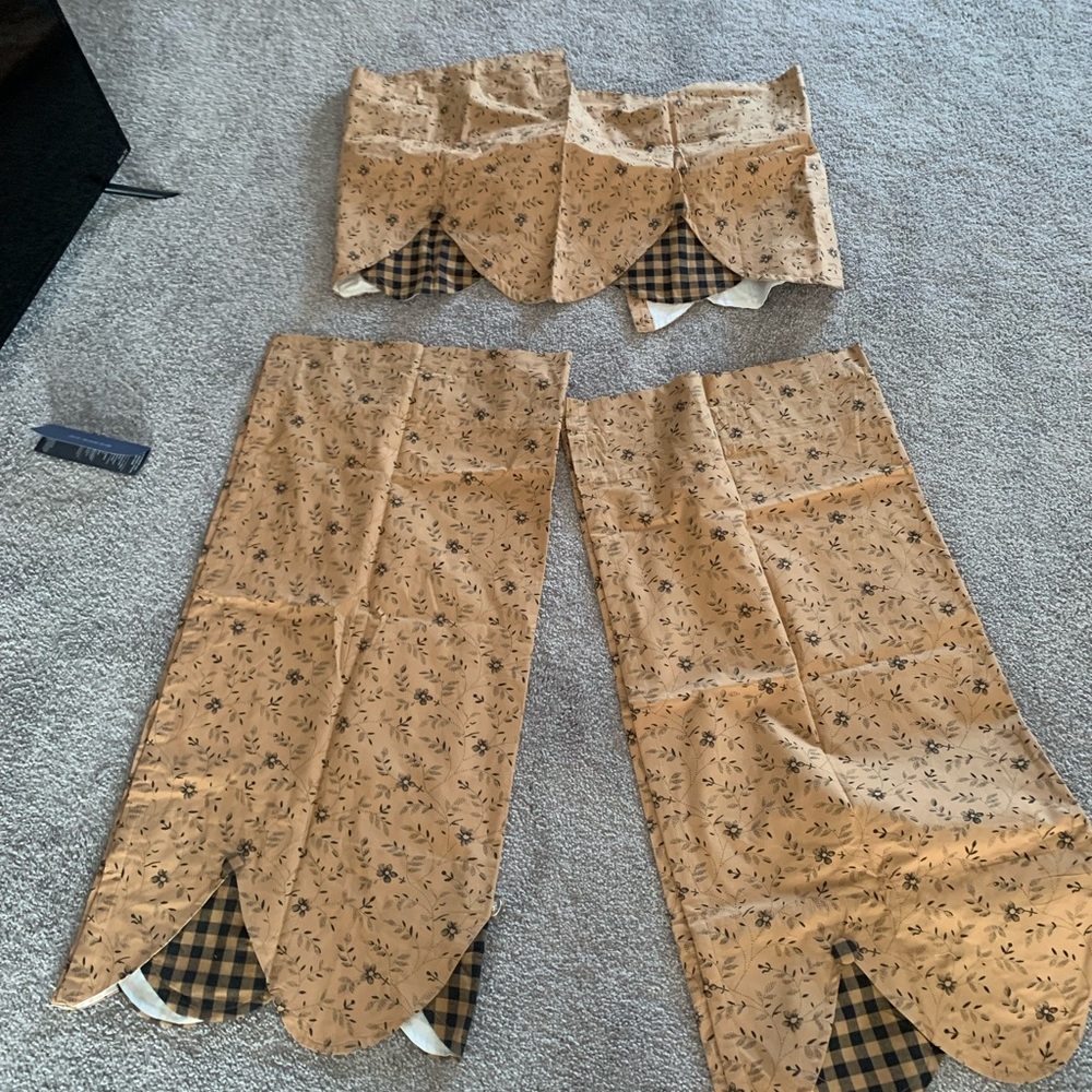 Curtain Set